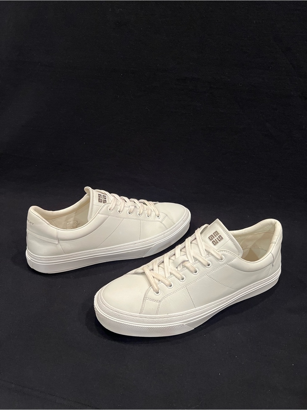 Givenchy City Sport White Leather Classic Sneakers Shoes Men 13 (US) 46 (EU) EUC